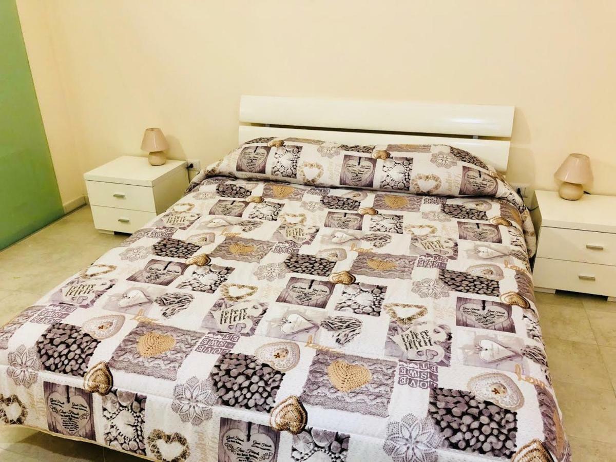 Sogni D'Oro Apartment Bari Luaran gambar