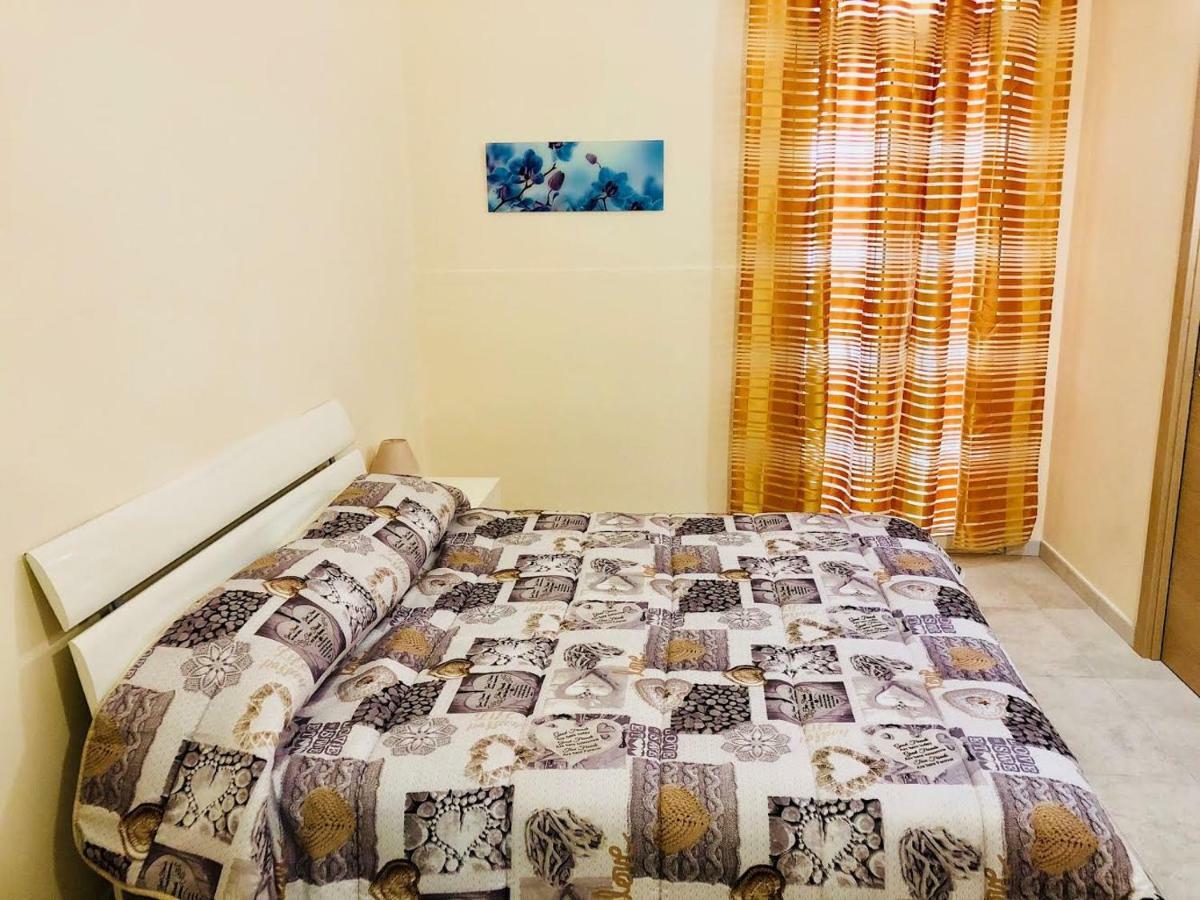 Sogni D'Oro Apartment Bari Luaran gambar
