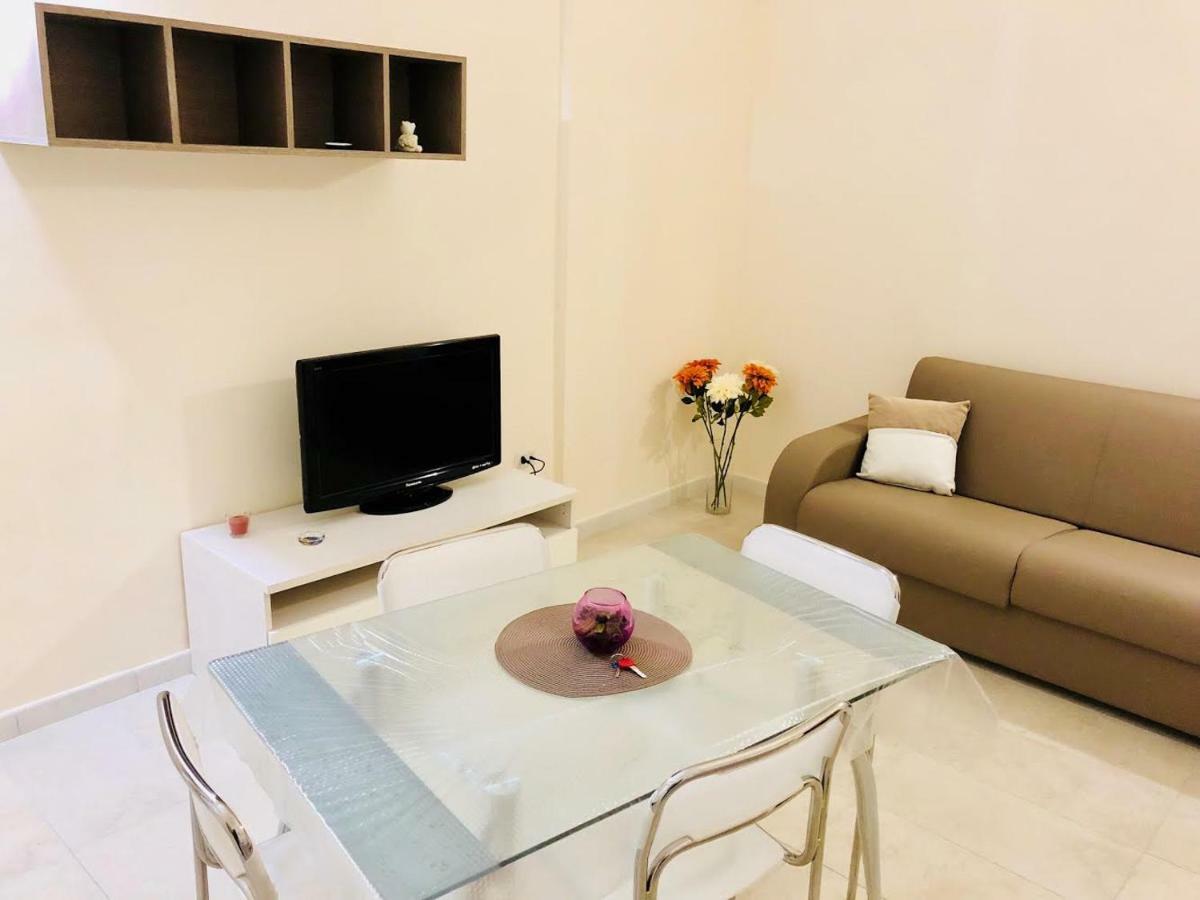 Sogni D'Oro Apartment Bari Luaran gambar