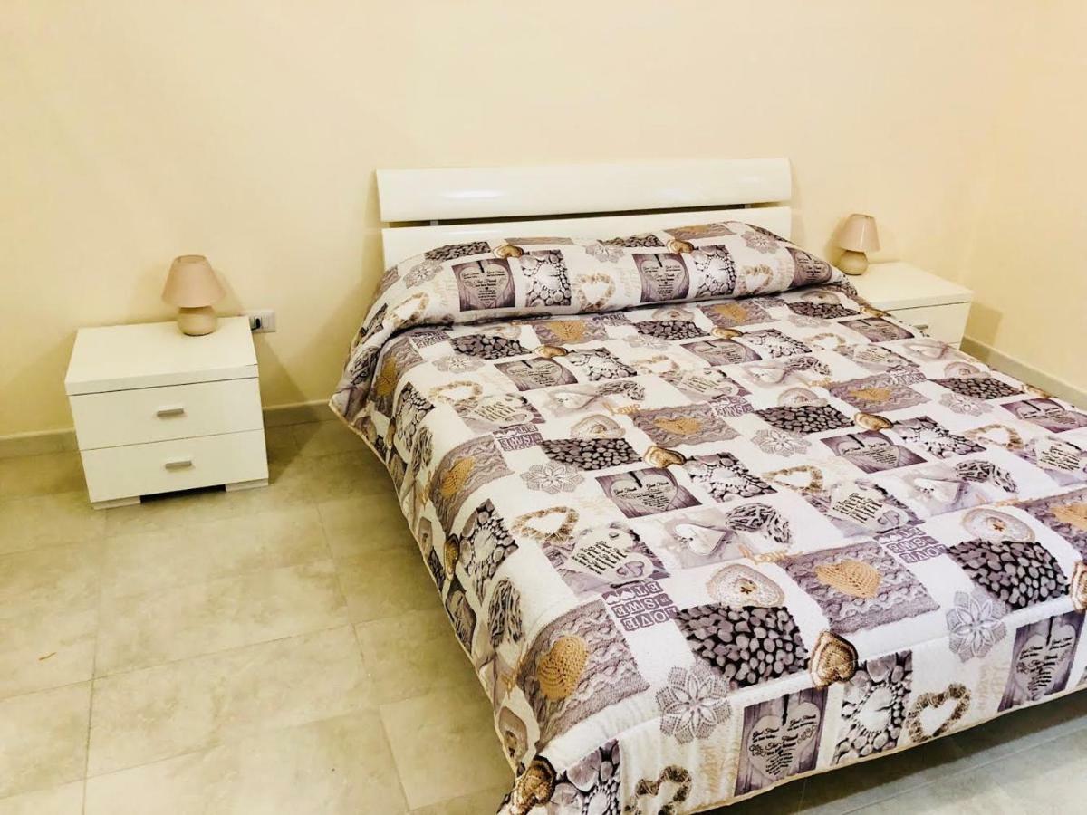 Sogni D'Oro Apartment Bari Luaran gambar